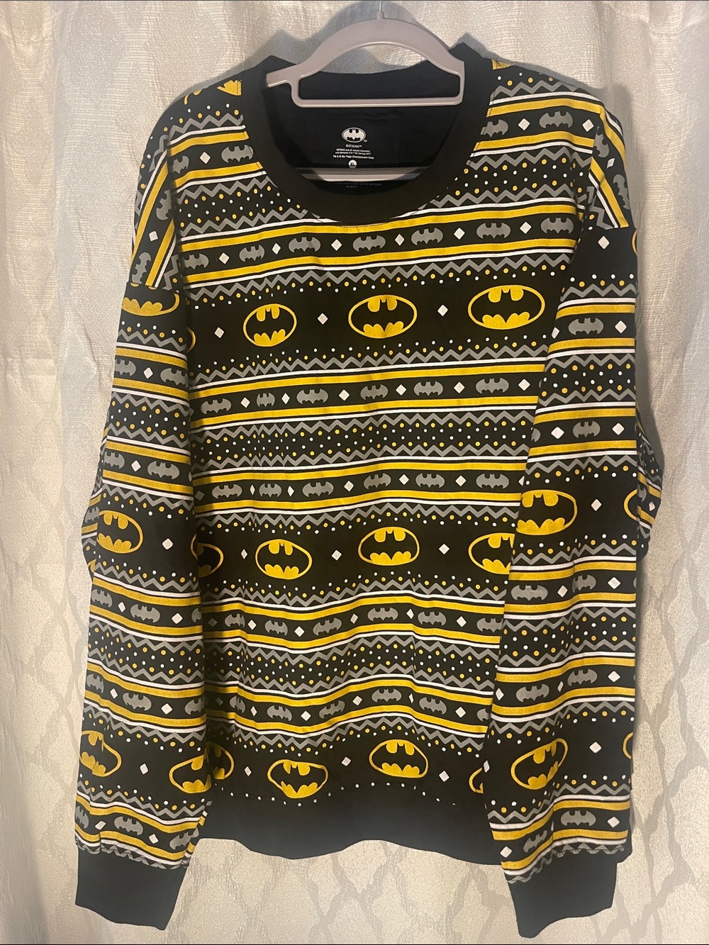 BATMAN Sweatshirt (like new)
